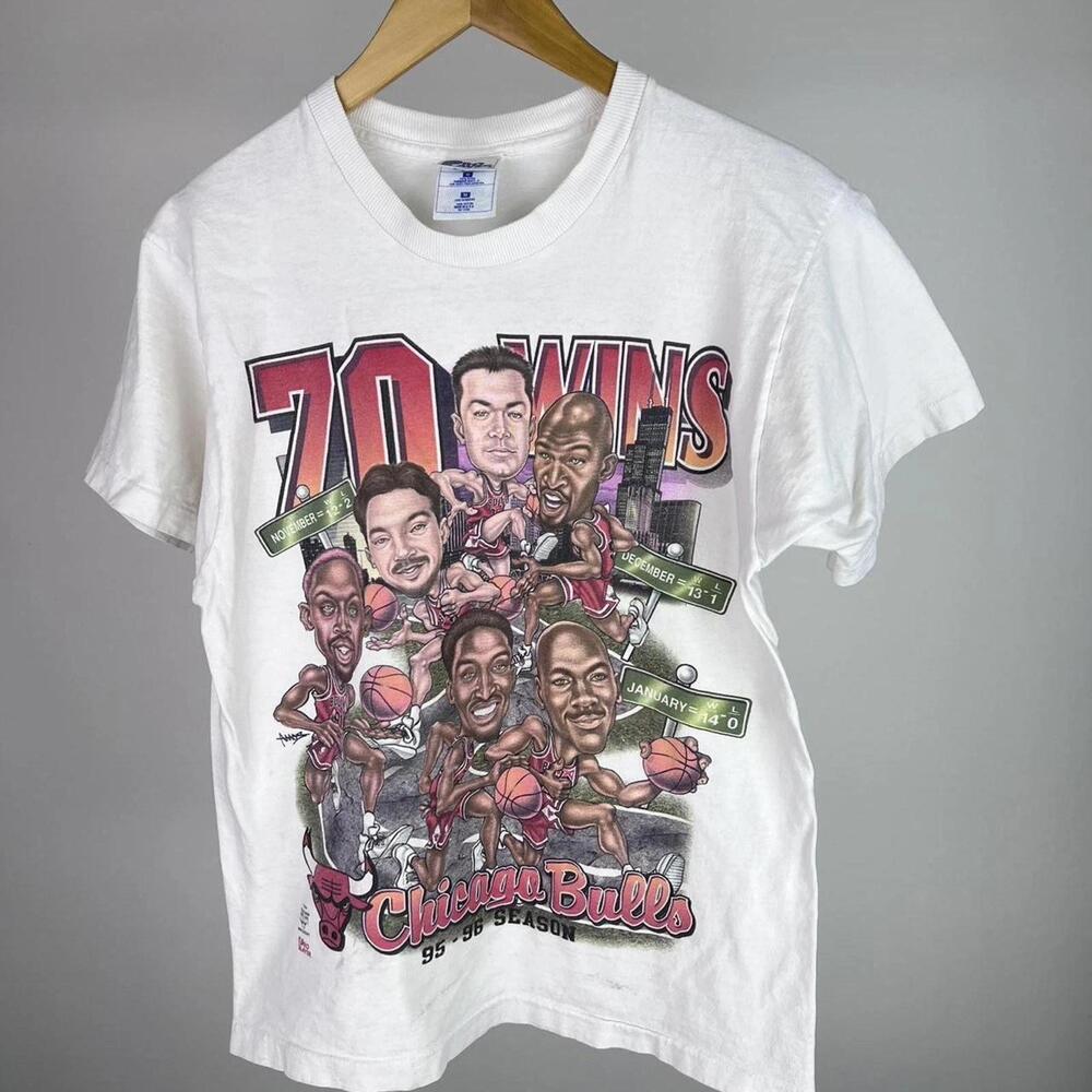 1996 Chicago Bulls 70 Wins Tee Basketball